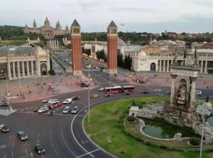 Ramblas Rentals Unique & Spacious Flat 4BR Terrace 20M Ramblas