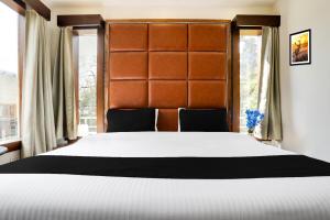 Super Collection O Mall Road Nainital