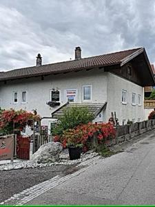 Ferienwohnung Tiroler Auszeit & Whirlpool