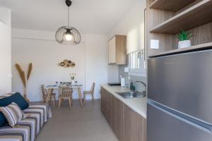 Avra 1 modern seaview home