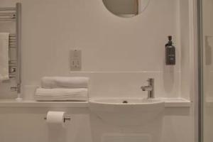 Redcross studio flat 119