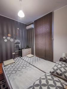 Hot Spot 2bdrm apartment 1