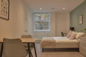 Redcross studio flat 118