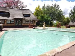 Lush Horizons Game Lodge - Atoom