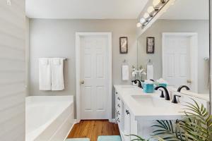 North Nashville Cozy