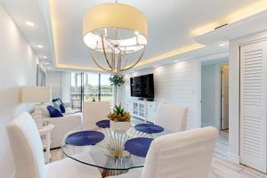 South Seas Ocean Please