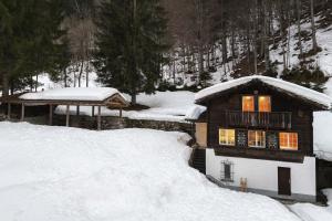 Chalet by Hotel Bad Serneus
