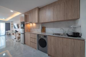 Jomtien Seaside studio at View Talay 5