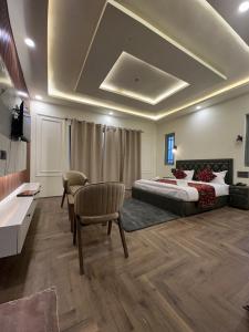 Hotel Falcon heights
