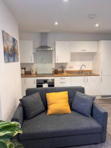 Hull 1-Bed Apt Sleeps 4 with Wi-Fi