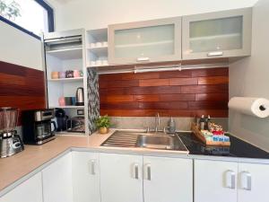 Villa Pearl, 5 minutes walk to the private beach