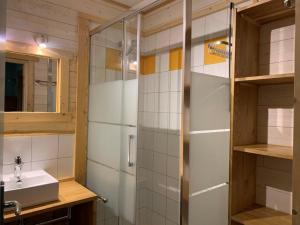 Appartements Charmant 3 Pieces pour 8 avec Balcon et Piscine a Vignec, pres de Saint-Lary-Soulan - FR-1-504-27 : photos des chambres