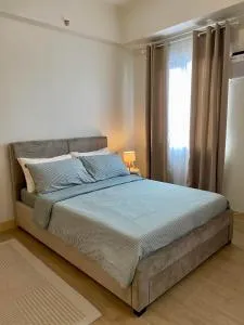 Condo unit near SM City Sta Rosa - 圣罗莎