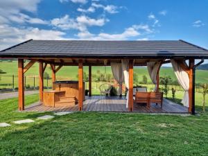 Lackowa Chill and Rest domki z balią Krynica Zdrój