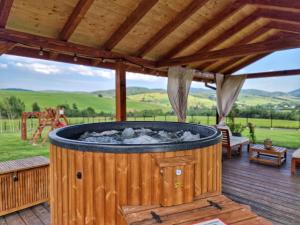 Lackowa Chill and Rest domki z balią Krynica Zdrój