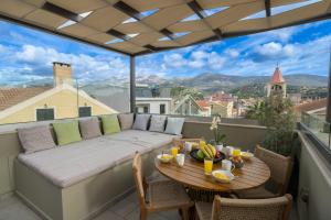 LIBRO DORO Central suite