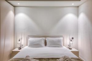 Deluxe Mercury Suites 439 with Pool