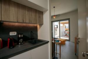 Summer Sense, New Private Retreat with Private Pool, Agia Anna, Naxos