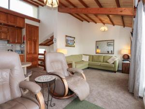 11 South Snowdon Wharf