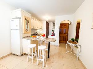 Pambnb - Cozy Apartment in Playa ParaĆso