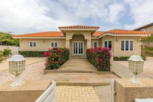 An Oasis in Paradise - Ubytování bez kategorie ve městě Palm-Eagle Beach