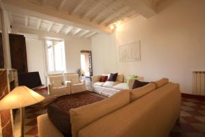 Navona Large 1BR Holiday House