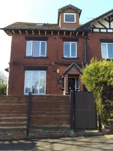 Charming 1-Bed Studio in Leeds - Kirkstall