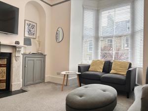 Spacious Home Near Seafront & Train Station 5 Bed Sleeps 10- Central Penzance