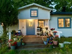 Underbart litet hus i lantligt läge - Huse