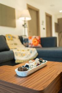 Chic Comfort - Stylish One-Bedroom