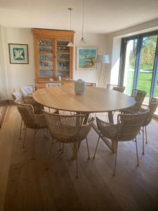Villas Fairytale property between nature sea and city : photos des chambres