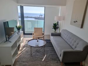 HOM I Ideal para viajes de trabajo I Frente al Mall I Terraza Vista al Mar I Wifi I PNM 1223