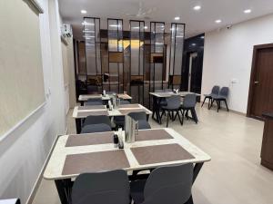 Hotel Apex Inn Hyderabad Airport