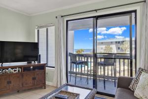 Savannah Beach & Racquet Club 217B