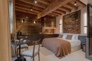 Hotels MiHotel - Grenier a Sel de Perouges : photos des chambres