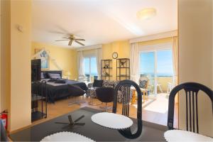 villa roca penthouse
