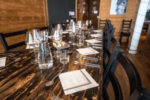 Chalet Arktic - Catered Chalet - Sleeps 14