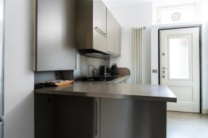 Youhosty - Navigli View Apartment