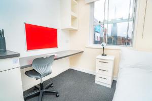 Modern Central Coventry Budget Studio