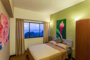 Sri Sayang Seaview Holiday Home
