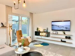 Traumhaus am See und Küste für die ganze Familie - Wiarden