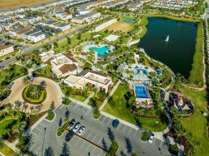 Wonderful Villas 18 Minutes away from Disney!