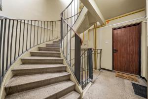 Metro Wawrzyszew Comfort Apartment by BookingHost