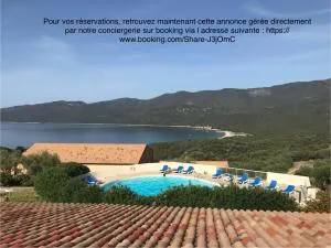 Alba Rossa magnifique vue mer, piscine , clim - Serra-di-Ferro