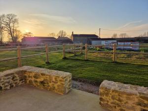 Maisons d'hotes Gite Cosy & Nature - 4 Pers - proche Puy du Fou : photos des chambres