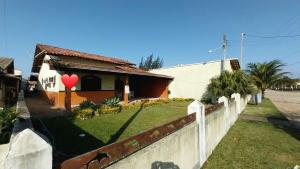 Casa ORLA 500 três quadras da praia