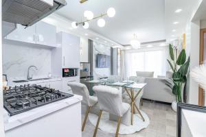 Cozy 2BR in Nairobi - Relax, Work & Family Stay