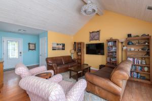 Carolina Sunrise - Private Beach & Gorgeous Views