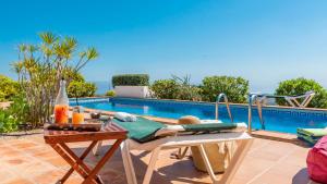 Villa Cala Chica Cajiz by Ruralidays