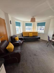 2 Bed - Tamar View by Pureserviced